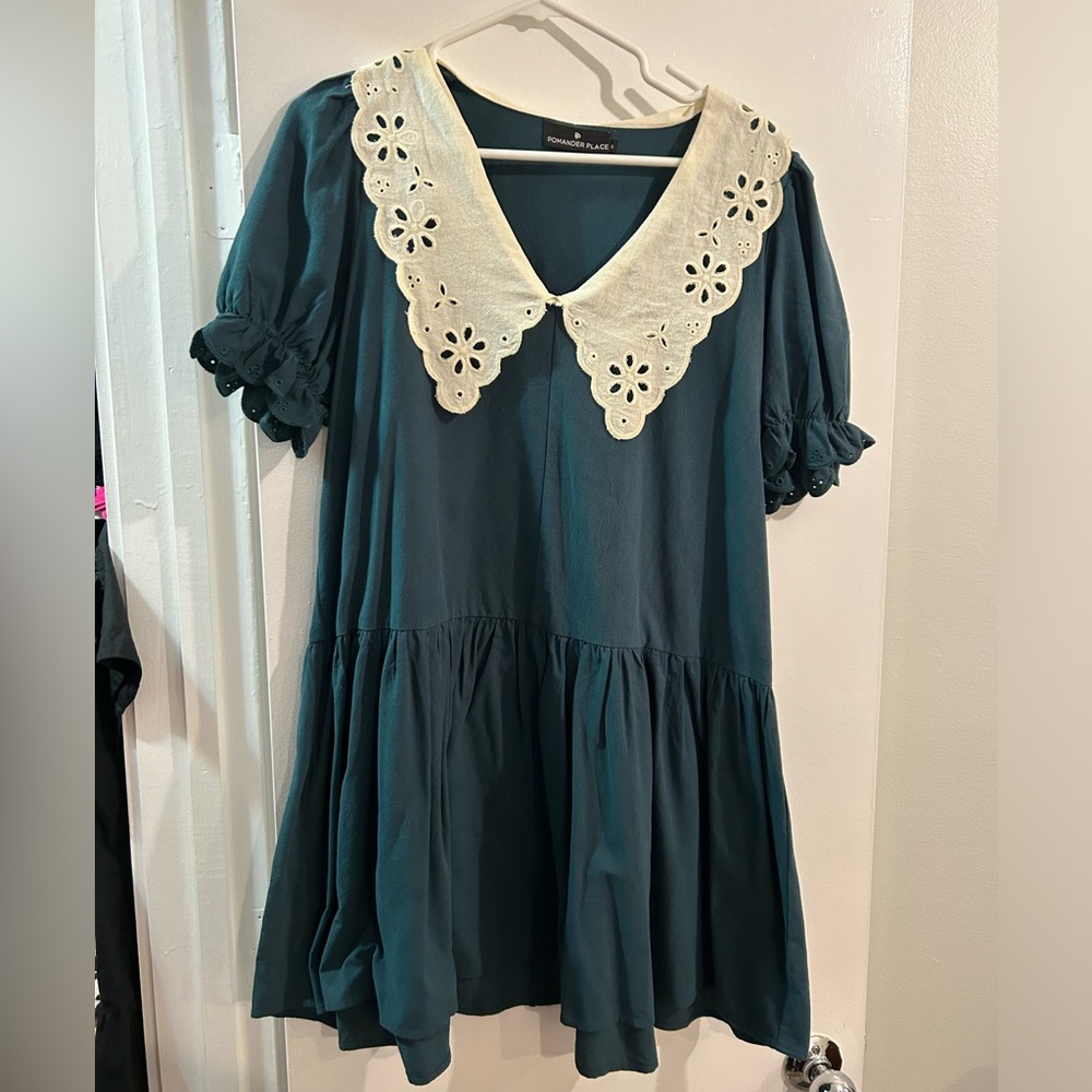 Tuckernuck Pomander Place hunter green dress size small